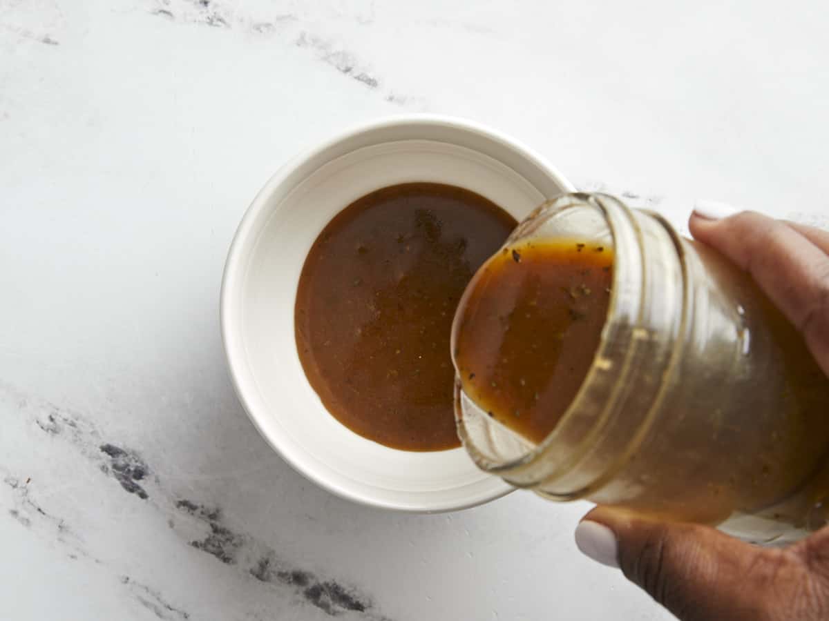 Prepared balsamic vinaigrette dressing